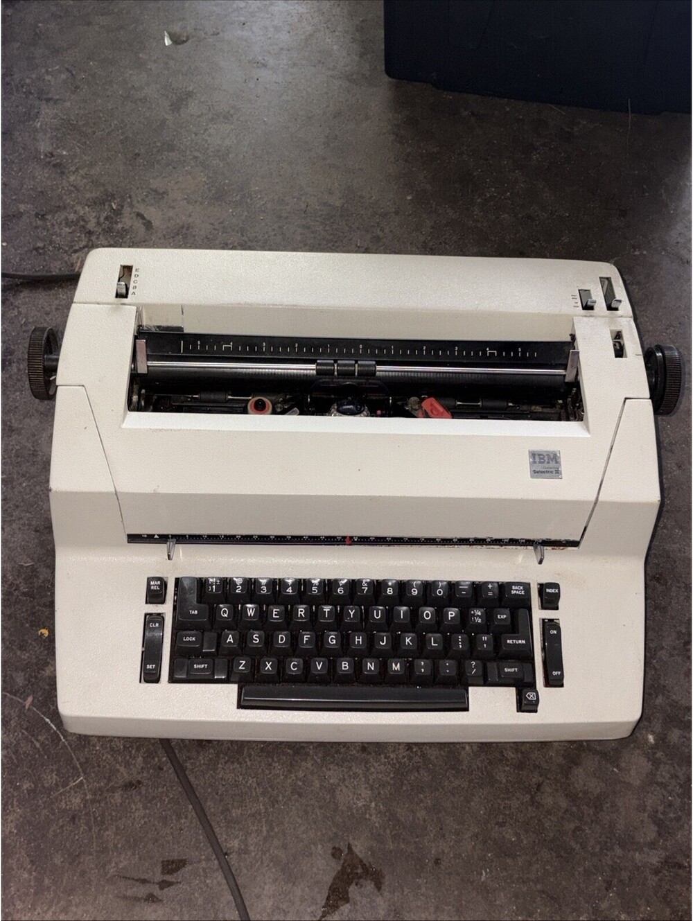 Vintage 1970s IBM Double Insulated Correcting Selectric II Typewriter Tan